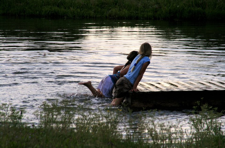 Enjoy the Kids' Program at Elkhorn Ranch