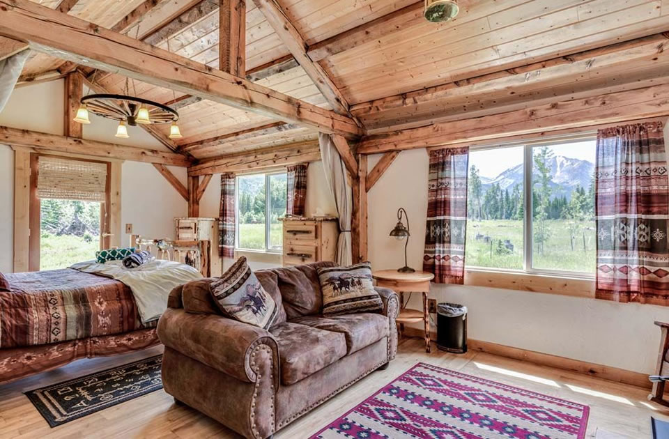 Sweet Grass Ranch RA Cabin Interior